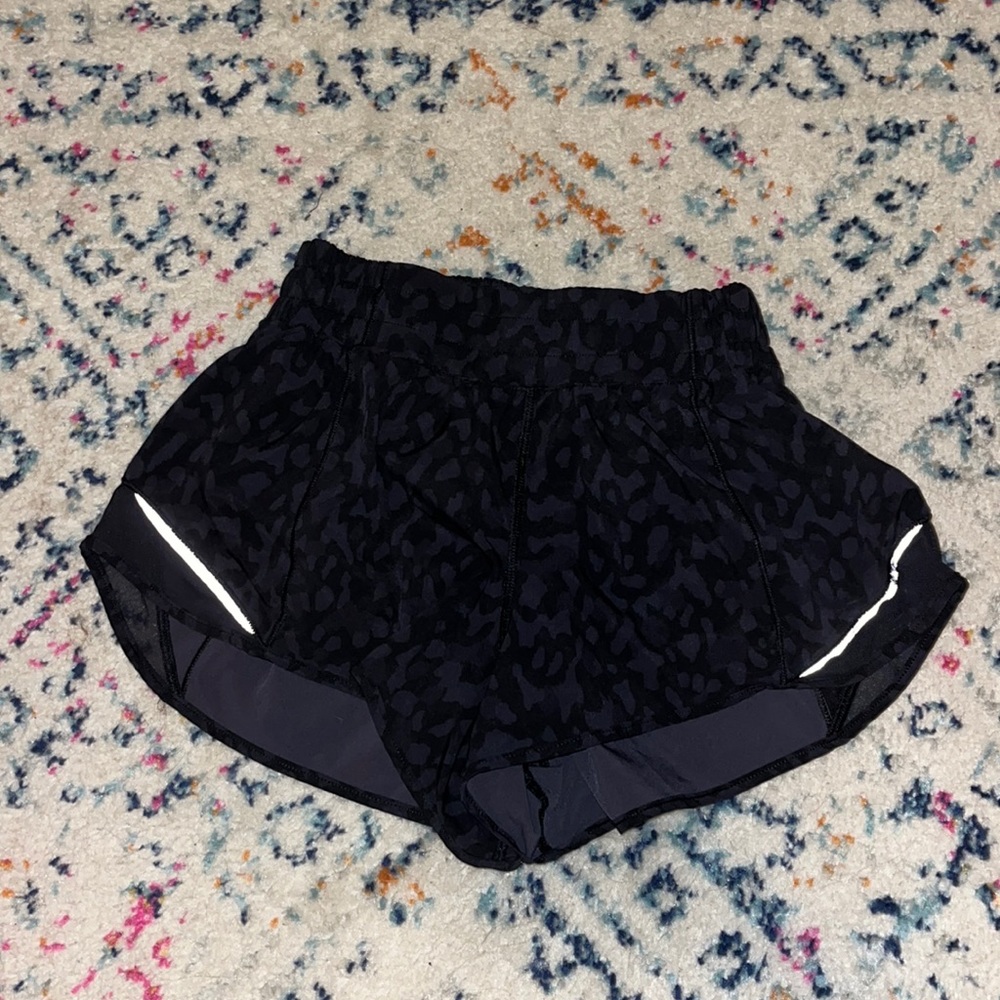 Lululemon hotty hot shorts